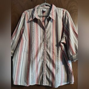 STRETCH Ladies Button Up Blouse. Size 26/28W. Elbow Sleeves.